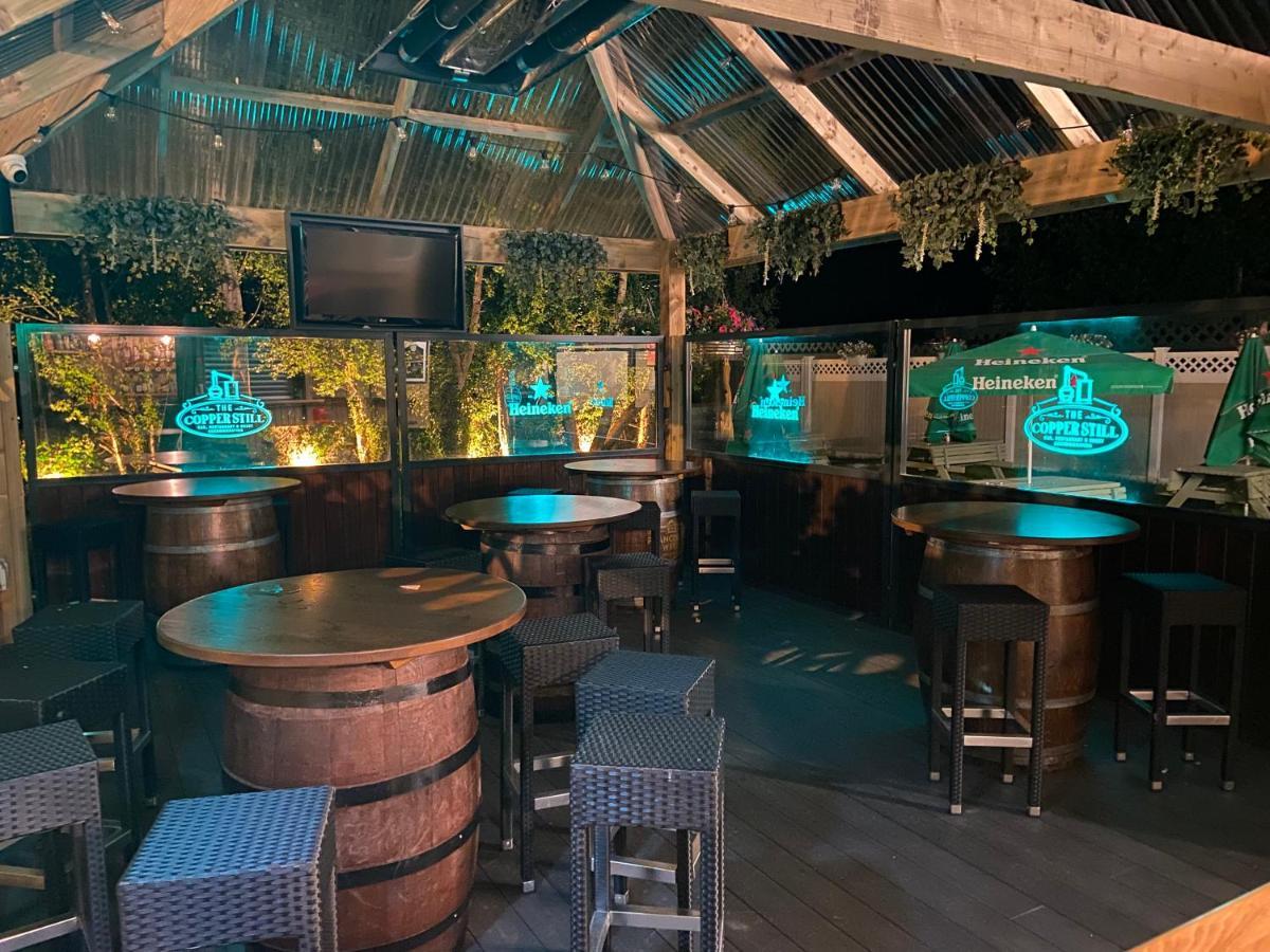 The Copper Still Bar Restaurant & Boutique Rooms Dromod المظهر الخارجي الصورة